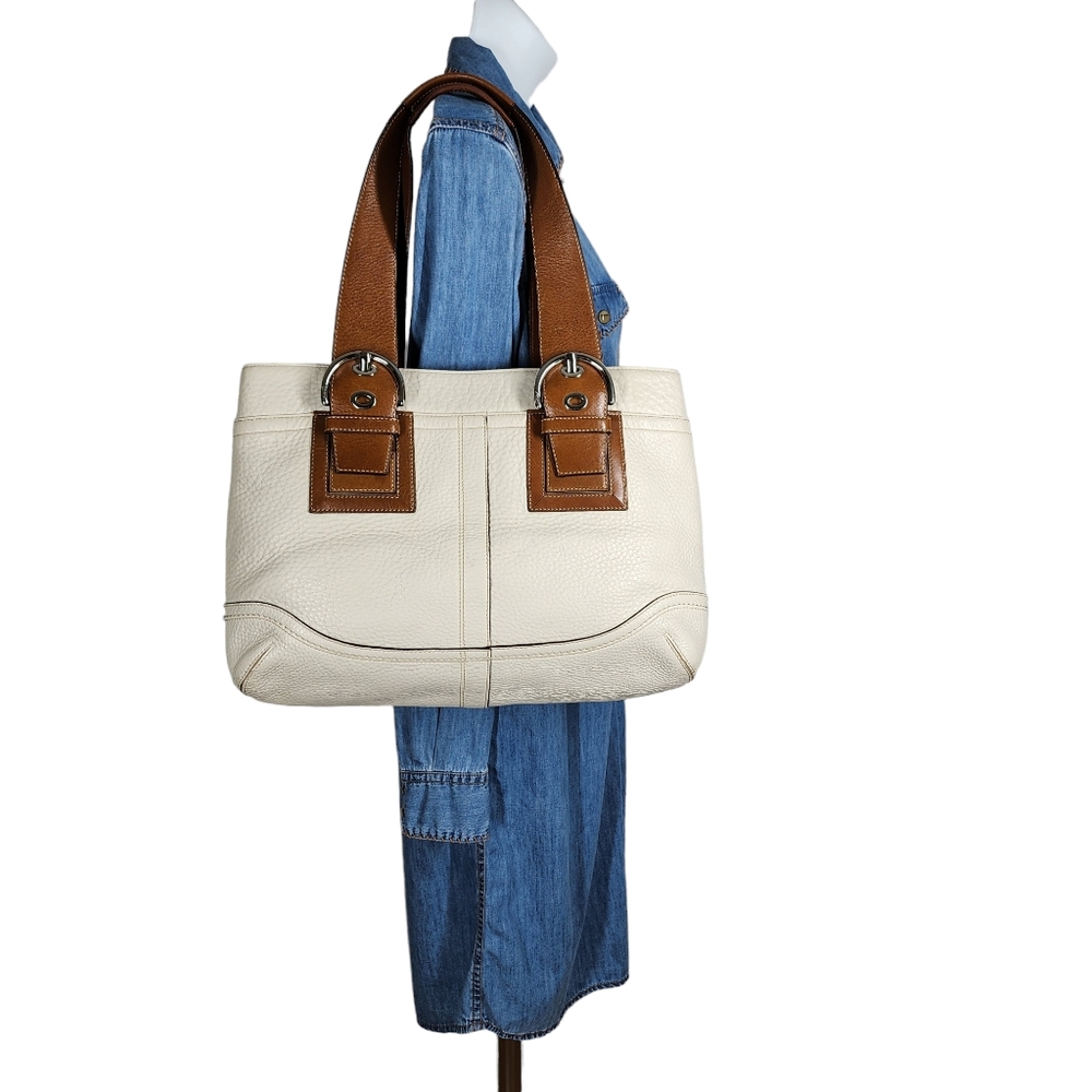 COACH PEBBLE LEATHER CARRYALL SHOULDER BAG